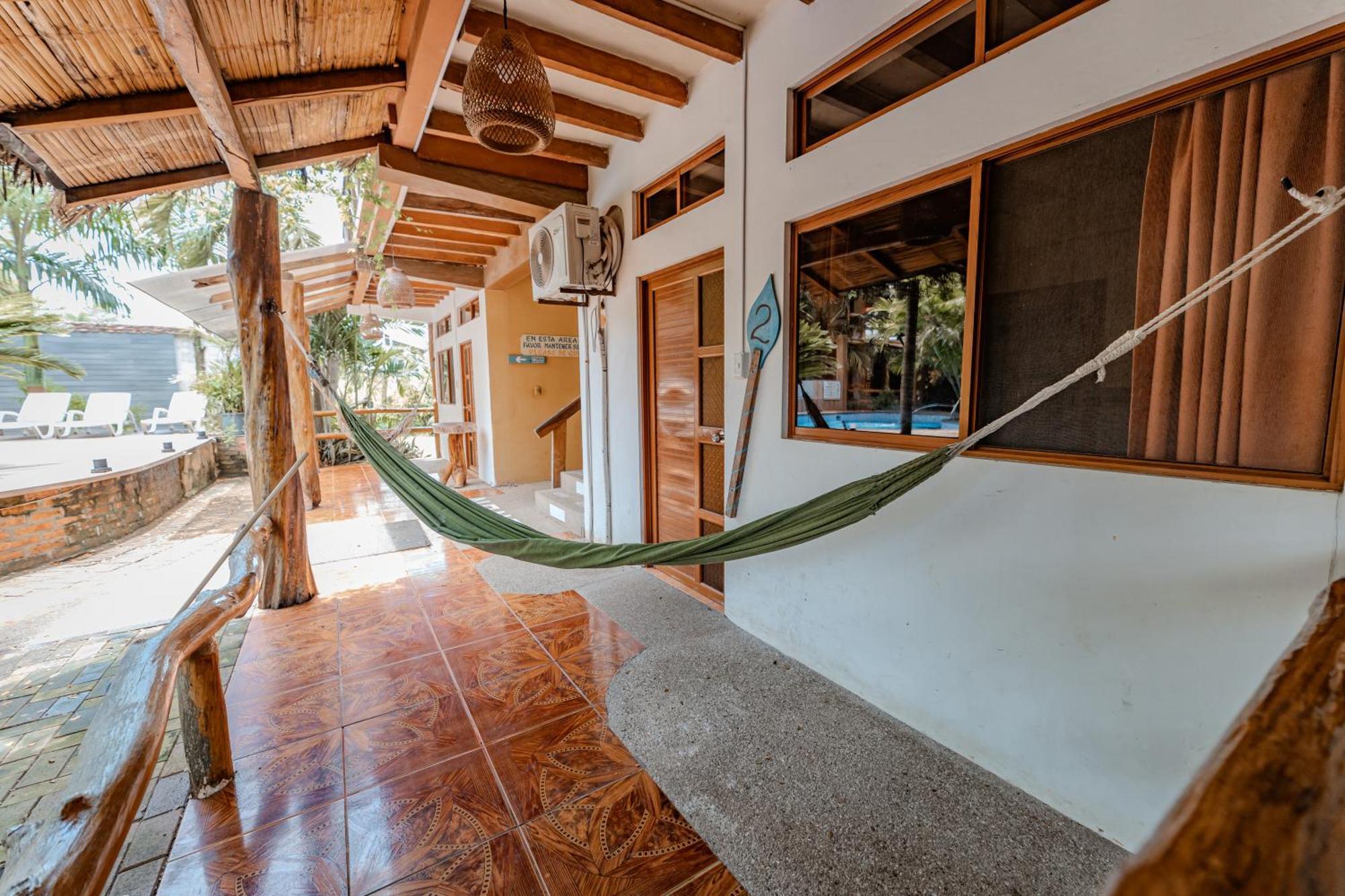 Hotel Nantu Hosteria Puerto López Extérieur photo