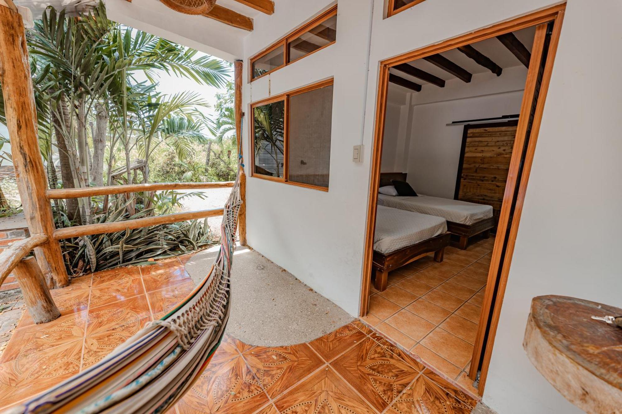 Hotel Nantu Hosteria Puerto López Extérieur photo
