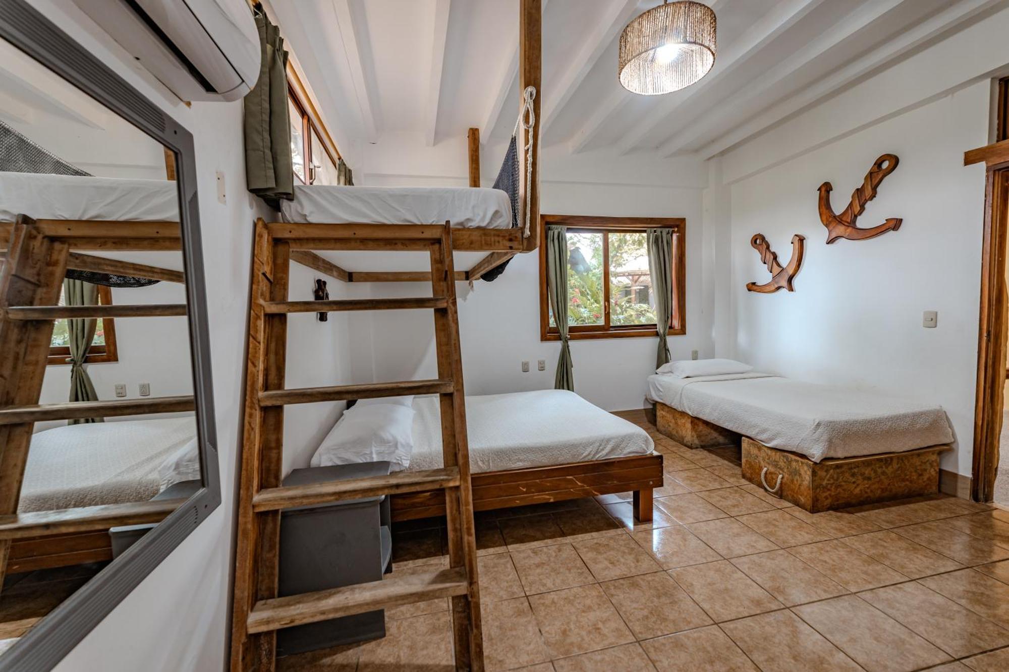 Hotel Nantu Hosteria Puerto López Extérieur photo